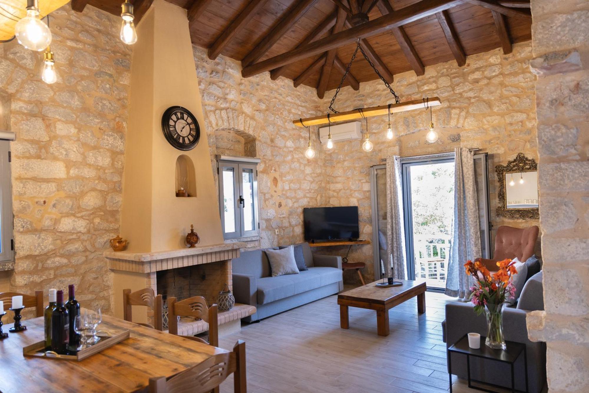 Stenorougi Charias Holiday home