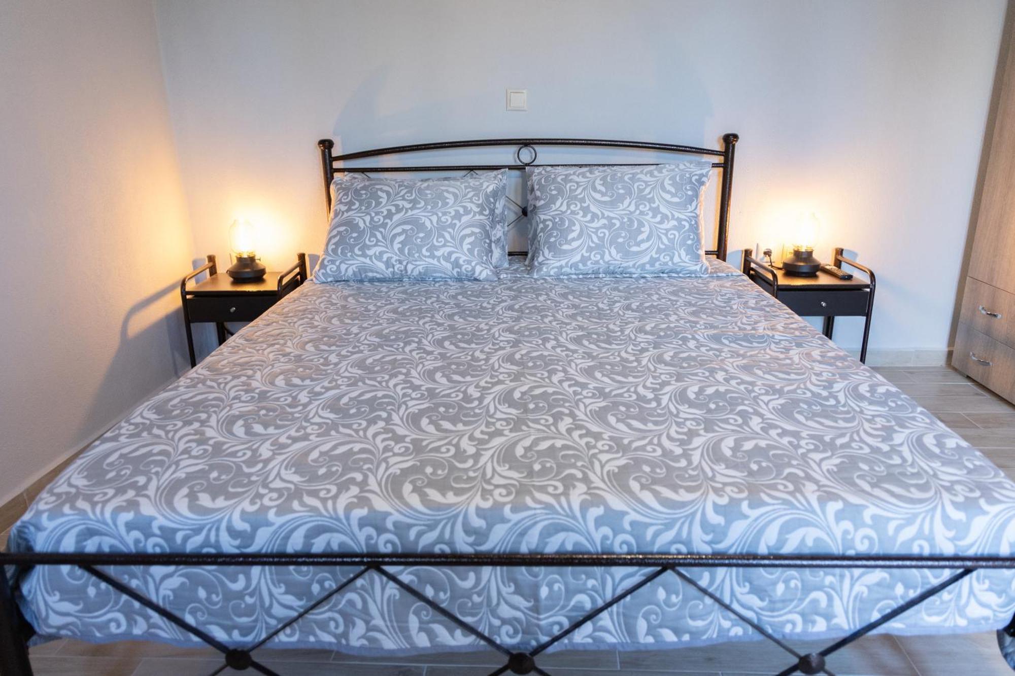 Stenorougi Charias Holiday home Kharia