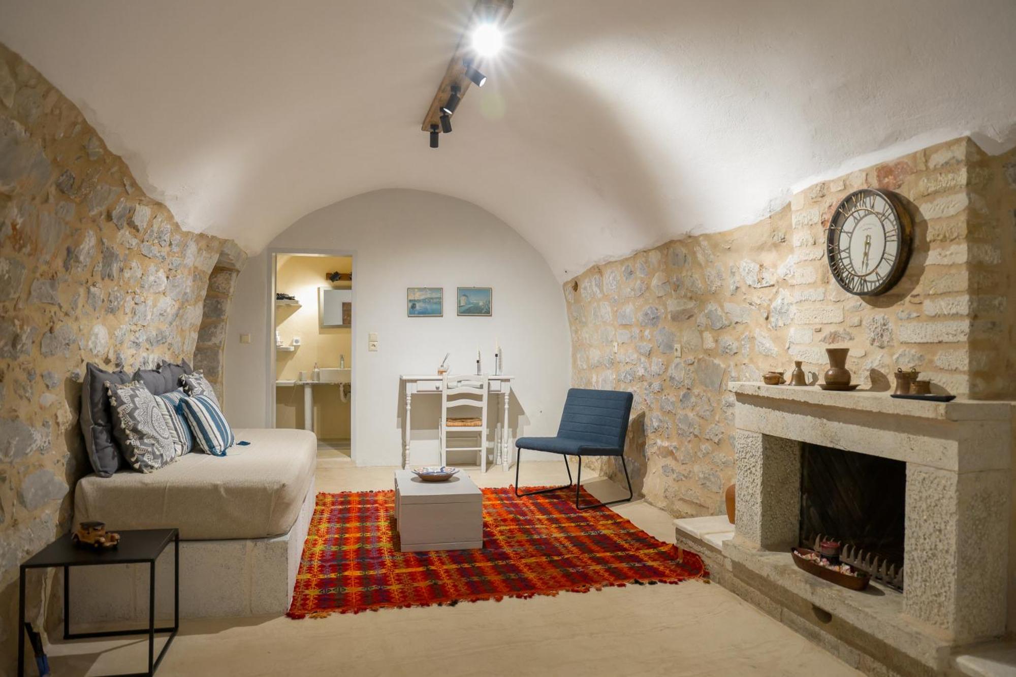 Holiday home Stenorougi Charias *