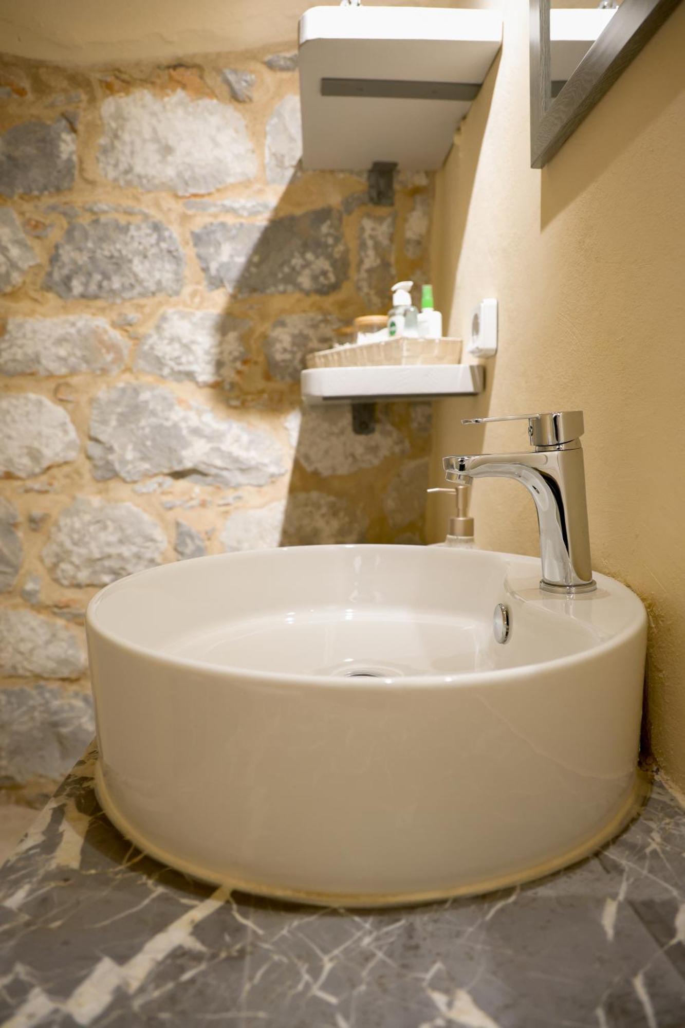 Holiday home Stenorougi Charias